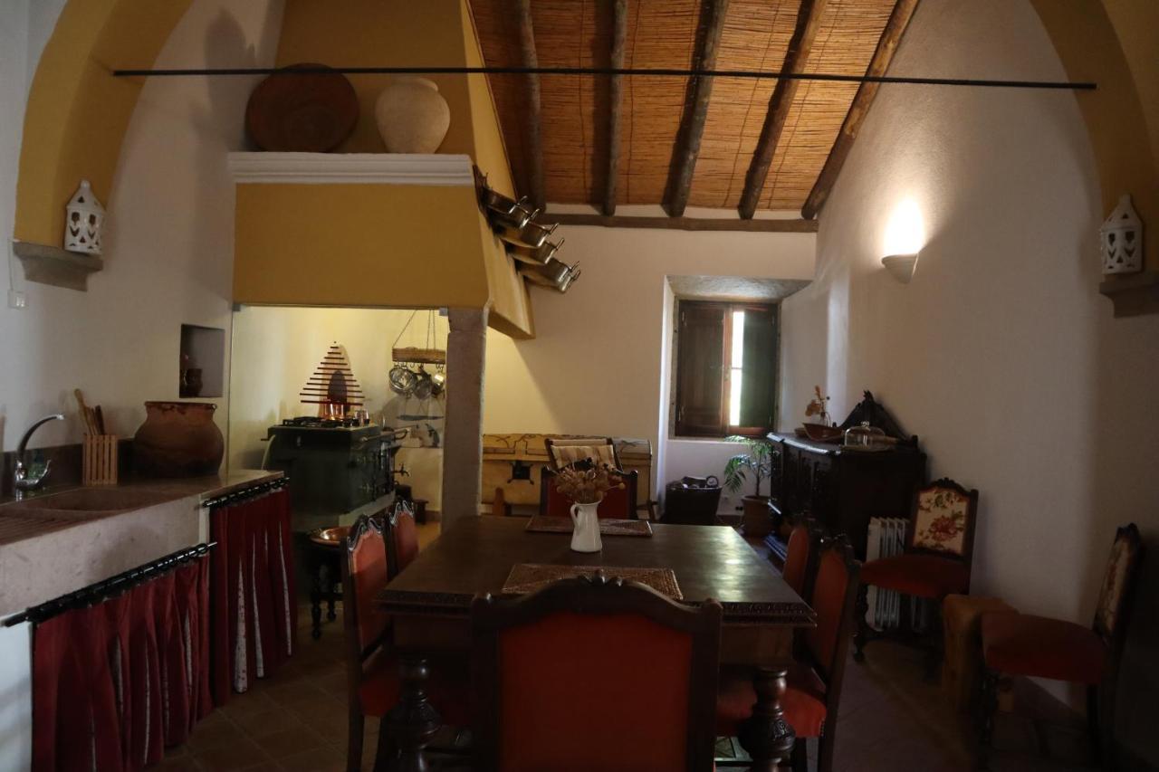 Os Agostos Bed and Breakfast Buitenkant foto