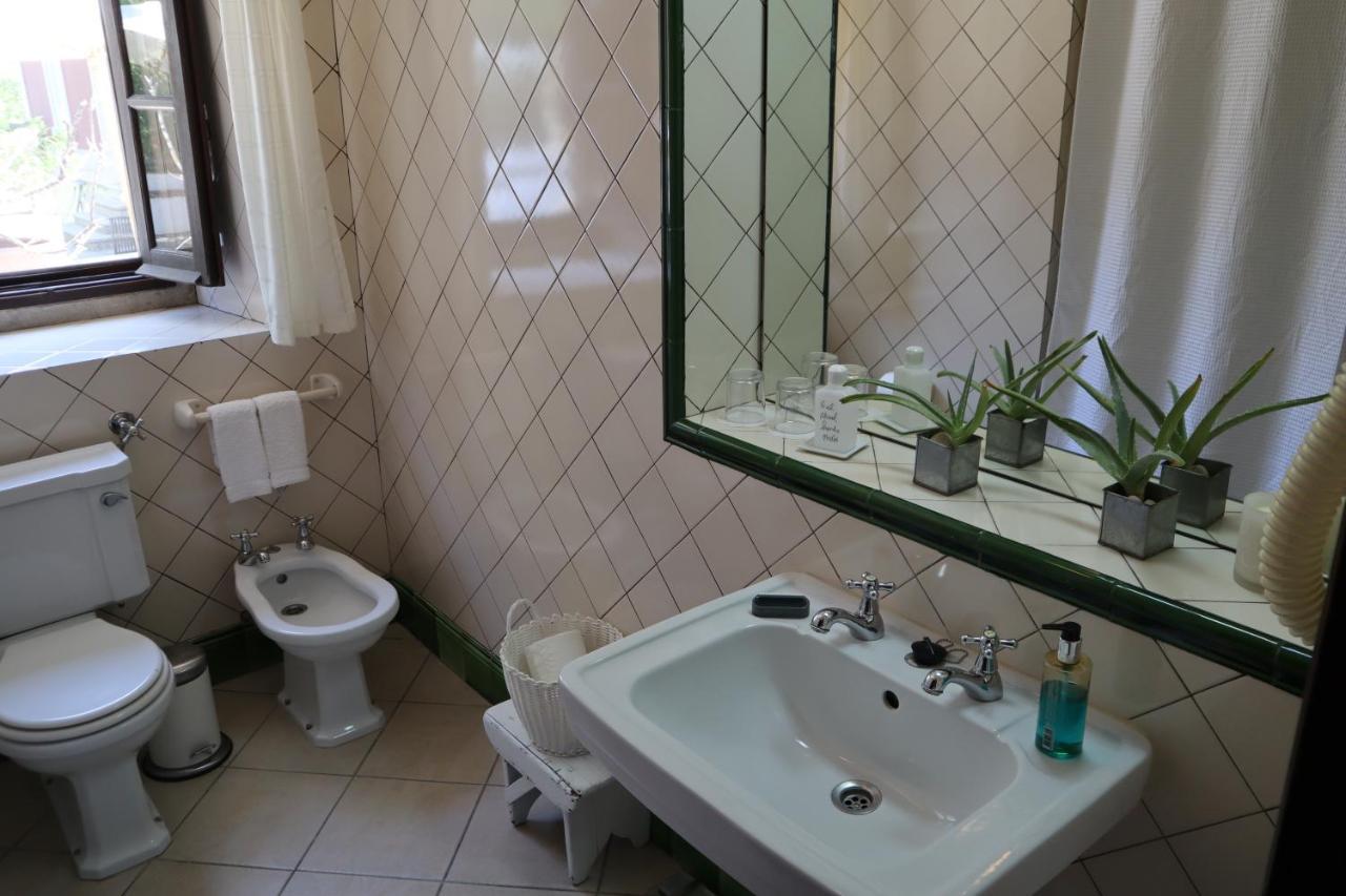 Os Agostos Bed and Breakfast Buitenkant foto