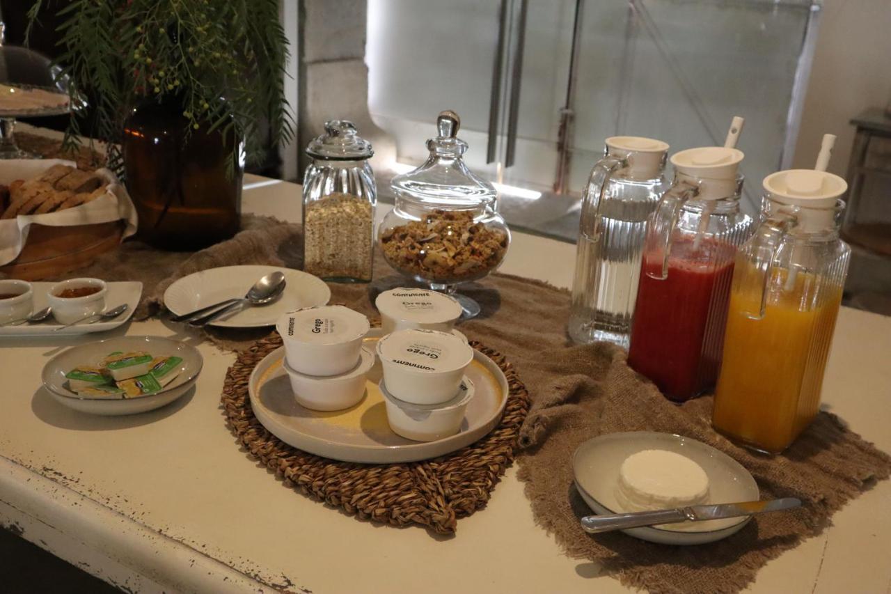 Os Agostos Bed and Breakfast Buitenkant foto